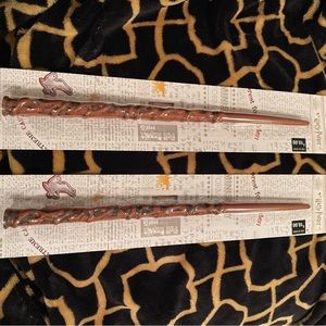 Harry Potter “Hermeine” Wands- set of 2  NWT